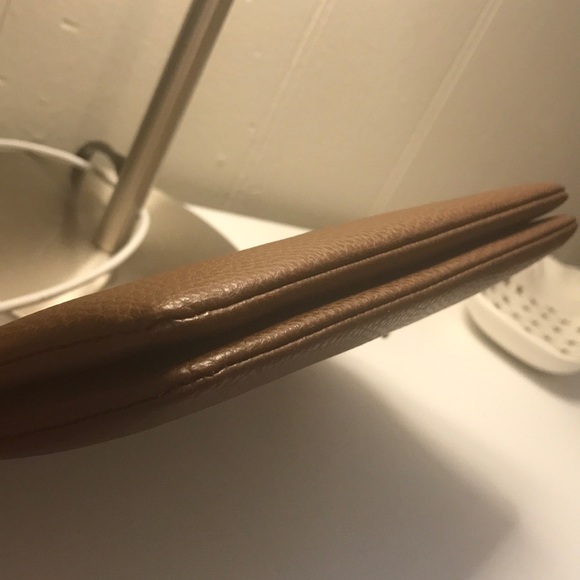 ‼️S0LD‼️ DOUBLE ZIPPER WRISTLET - Picture 6 of 6